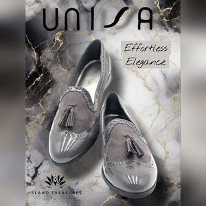 Unisa Unfinla Women's Size 9M Grey Suede Look Leather Sole Loafers with Tassels